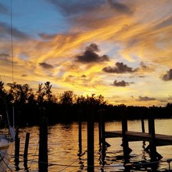 Maria's Smokehouse and Seafood Restaurant