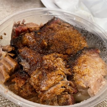 Bucks Naked BBQ - Brisket yummy - Barbeque Near Me - Freeport, Maine