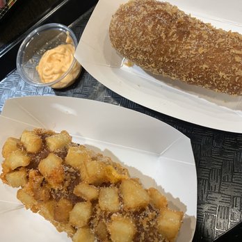 GoldMiss - Potato/cheddar and Original Mozzarella - Hot Dogs Near Me - Fairfax, Virginia GoldMiss - Potato/cheddar and Original Mozzarella - Hot Dogs Near Me - Fairfax, Virginia