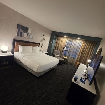 Hilton Omaha - Hotels Near Me - Omaha, Nebraska Hilton Omaha - Hotels Near Me - Omaha, Nebraska
