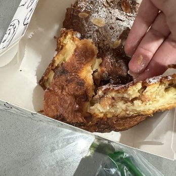 Le Vinois Bakery - Raw - Bakeries Near Me - Fort Lauderdale, Florida