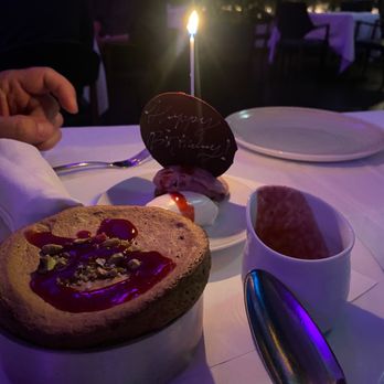 Spago - Chocolate pistachio soufflé - New American Near Me - Beverly Hills, California Spago - Chocolate pistachio soufflé - New American Near Me - Beverly Hills, California