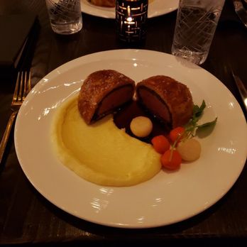 Gordon Ramsay Hell's Kitchen - Beef Wellington - New American Near Me - Atlantic City, New Jersey