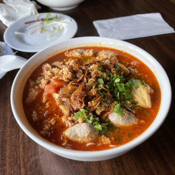 Billiard Hoang - Tomato soup noodle - Vietnamese Near Me - Seattle, Washington Billiard Hoang - Tomato soup noodle - Vietnamese Near Me - Seattle, Washington