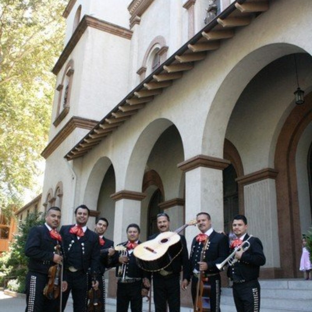 Mariachi Los Gallos - Waiting for the Mariachi Madness to begin. - Musicians Near Me Mariachi Los Gallos - Waiting for the Mariachi Madness to begin. - Musicians Near Me