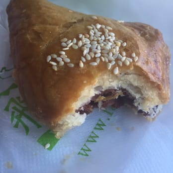 Fay Da Bakery - Bakeries Near Me - Forest Hills, New York