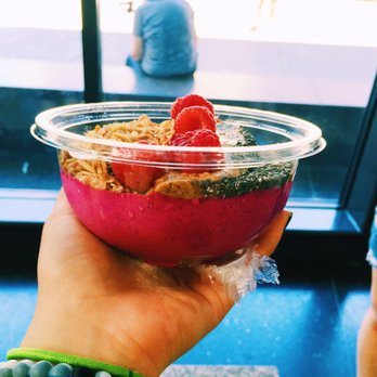 JUGOS - Santo Domingo pitaya bowl was so creamy and had just the right amount of sweetness - Juice Bars & Smoothies Near Me - Boston, Massachusetts JUGOS - Santo Domingo pitaya bowl was so creamy and had just the right amount of sweetness - Juice Bars & Smoothies Near Me - Boston, Massachusetts