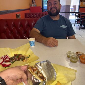 Taqueria Los 2 Plebes - Torta Mitotera - Tacos Near Me Taqueria Los 2 Plebes - Torta Mitotera - Tacos Near Me