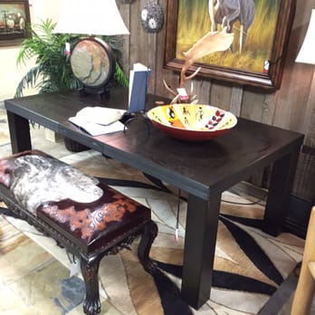 Carol's Design House - Table... Not labeled. Only thing I liked... - Interior Design Near Me - Boise, Idaho Carol's Design House - Table... Not labeled. Only thing I liked... - Interior Design Near Me - Boise, Idaho