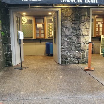Multnomah Falls Snack Bar - entrance - Coffee & Tea Near Me - Multnomah Falls, Oregon Multnomah Falls Snack Bar - entrance - Coffee & Tea Near Me - Multnomah Falls, Oregon
