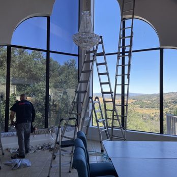 West Coast Custom Tint  - Look at the glare reduction on the left. SYDS15 - Home Window Tinting Near Me