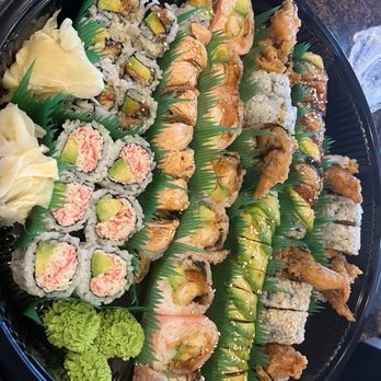 Sushi Weng - Sushi Bars Near Me - Waterford Charter Township, Michigan