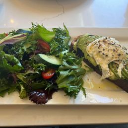 avocado toast with poached egg $19