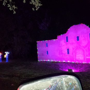 Santa'S Ranch - A few of the many displays... - Festivals Near Me - New Braunfels, Texas Santa'S Ranch - A few of the many displays... - Festivals Near Me - New Braunfels, Texas