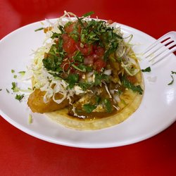 Jesse's Camarones Restaurant - Baja fish taco-excellent!