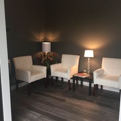Therapeutic Massage & Bodyworks - Waiting area