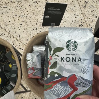 Starbucks - Coffee & Tea Near Me - Honolulu, Hawaii Starbucks - Coffee & Tea Near Me - Honolulu, Hawaii