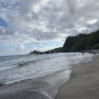 Hamoa Beach - Beaches Near Me - Hana, Hawaii