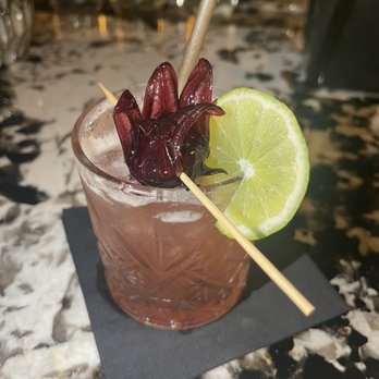 Broken Cage - Super classy, strong and delicious - Cocktail Bars Near Me - Orlando, Florida Broken Cage - Super classy, strong and delicious - Cocktail Bars Near Me - Orlando, Florida