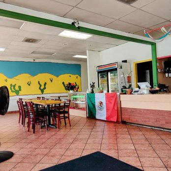 El Buen Sabor - the interior of a mexican restaurant - Tacos Near Me - Tustin, California El Buen Sabor - the interior of a mexican restaurant - Tacos Near Me - Tustin, California