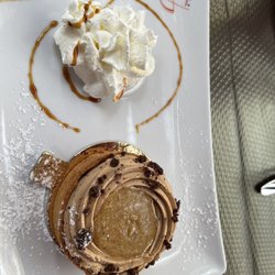 Café George V - Praline and chocolate tart