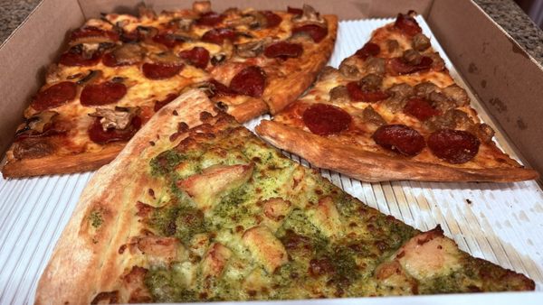 SF Hole In The Wall Pizza Riverside by null