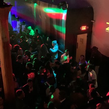 Zanzi - Sat night - Dance Clubs Near Me - Oakland, California