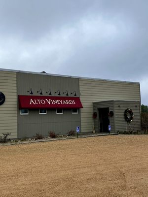 Alto Vineyards by null