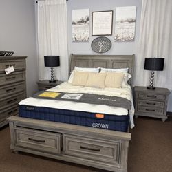 Home Legacy Furniture - BEAUTIFUL BEDROOM SET.