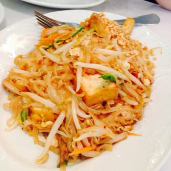 To Thai For - Pad Thai with tofu - Thai Near Me - Honolulu, Hawaii