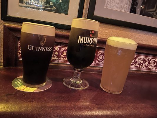 Tig Cóilí by null