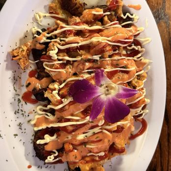 La Yaroa Tropical Restaurant - Yaroa de pollo - Puerto Rican Near Me - Norfolk, Virginia