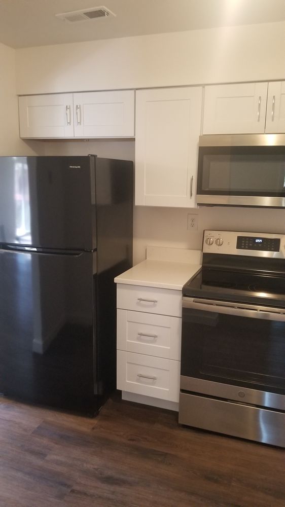 Slide of Rodriguez Renovations