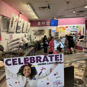 Baskin-Robbins - Ice Cream & Frozen Yogurt Near Me - Las Vegas, Nevada Baskin-Robbins - Ice Cream & Frozen Yogurt Near Me - Las Vegas, Nevada
