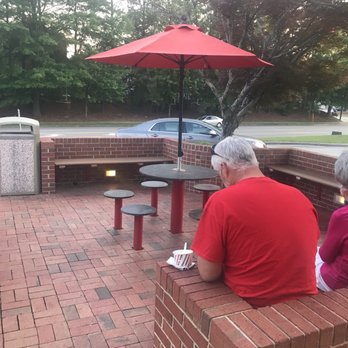 Goodberrys Frozen Custard - Ice Cream & Frozen Yogurt Near Me - Raleigh, North Carolina