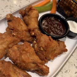 Woodlands Cafe - Chicken wings