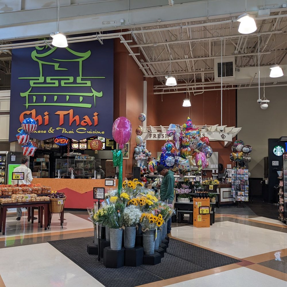 Harris Teeter - Flower area, Thai food - Grocery Near Me - Charlotte, North Carolina