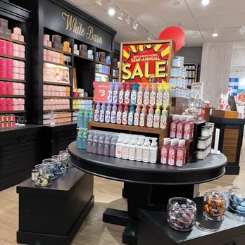 Bath & Body Works - Perfume Near Me - Livermore, California