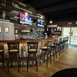 Yerlo Karaoke & Bar Lounge