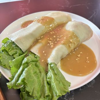 Basi - Closeup of fresh lumpia - Filipino Near Me - North York, Ontario