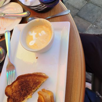 Lazy Lobster - Combo lunch, Lobster Grilled cheese and Lobster bisque - Seafood Near Me - Longboat Key, Florida Lazy Lobster - Combo lunch, Lobster Grilled cheese and Lobster bisque - Seafood Near Me - Longboat Key, Florida