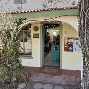 Homeward Books Collective - Entrance! - Bookstores Near Me - Tucson, Arizona Homeward Books Collective - Entrance! - Bookstores Near Me - Tucson, Arizona