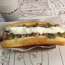 The Dog Haus - Bulldog (molho especial, blue cheese, chucrute, onion e relish) ... Muito bom