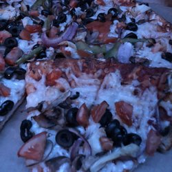 Straw Hat Pizza - Vegan Classic Veggie Pizza