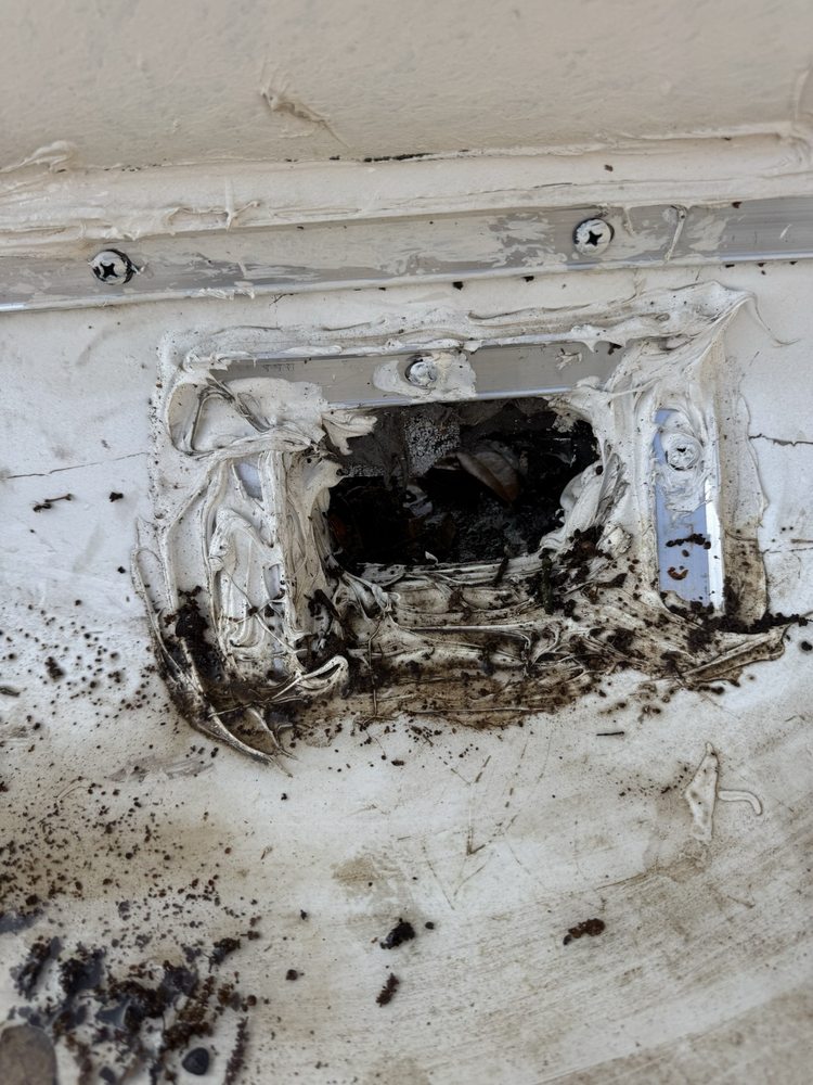 Slide of Harbor Roofing