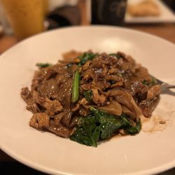 Pru Thai - Black Noodles with Chicken
