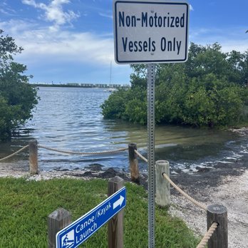 Vamo Drive Park - Parks Near Me - Sarasota, Florida Vamo Drive Park - Parks Near Me - Sarasota, Florida