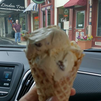 Alexander's On the Square - Butter pecan cashew ice cream in a waffle cone... just yummers!!! - American Near Me - Noblesville, Indiana Alexander's On the Square - Butter pecan cashew ice cream in a waffle cone... just yummers!!! - American Near Me - Noblesville, Indiana