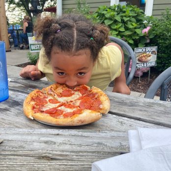 Plank Road Pizza - Pizza - Pizza Near Me - Cottleville, Missouri