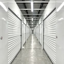 Lock & Leave Storage - Interior.